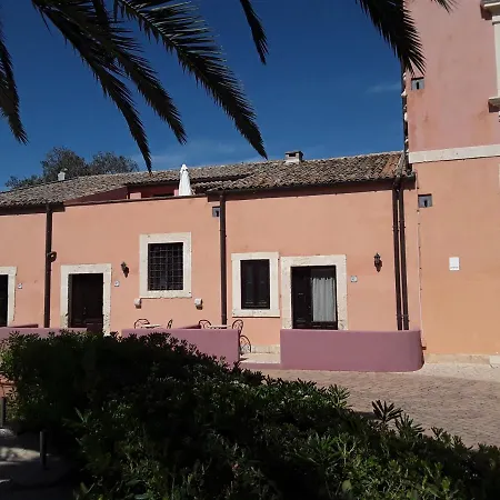 ホテル Lady Lusya カッシビレ