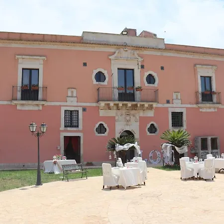 Lady Lusya ホテル