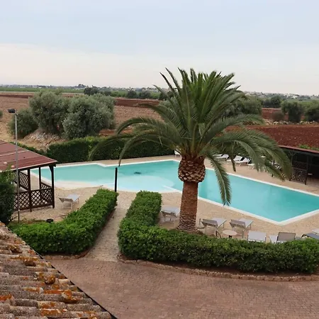 ホテル Lady Lusya カッシビレ