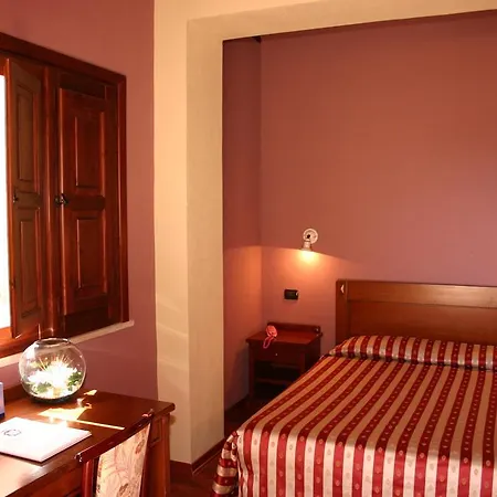 Lady Lusya 4* カッシビレ