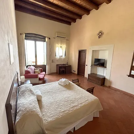 Lady Lusya Hotel